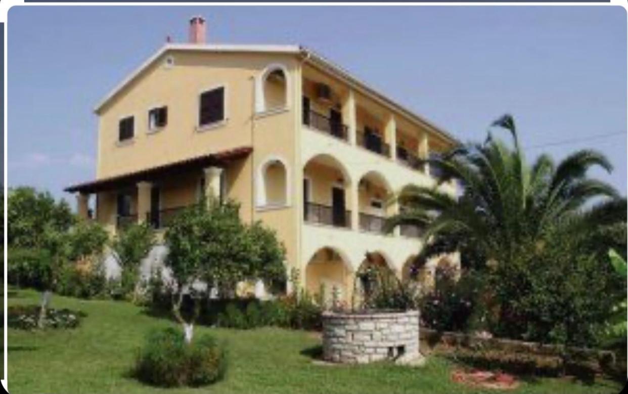Nikoleta'S Corfu Apartments Gouvia Exterior photo